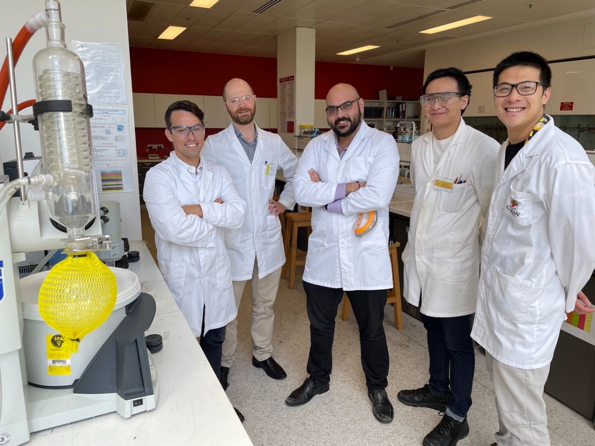 Dr Sam Banister, A/Prof Luke Hunter, Dr Will Jorgenson, Dr Glen Surjadinata and Dr Jin Tan in the lab.